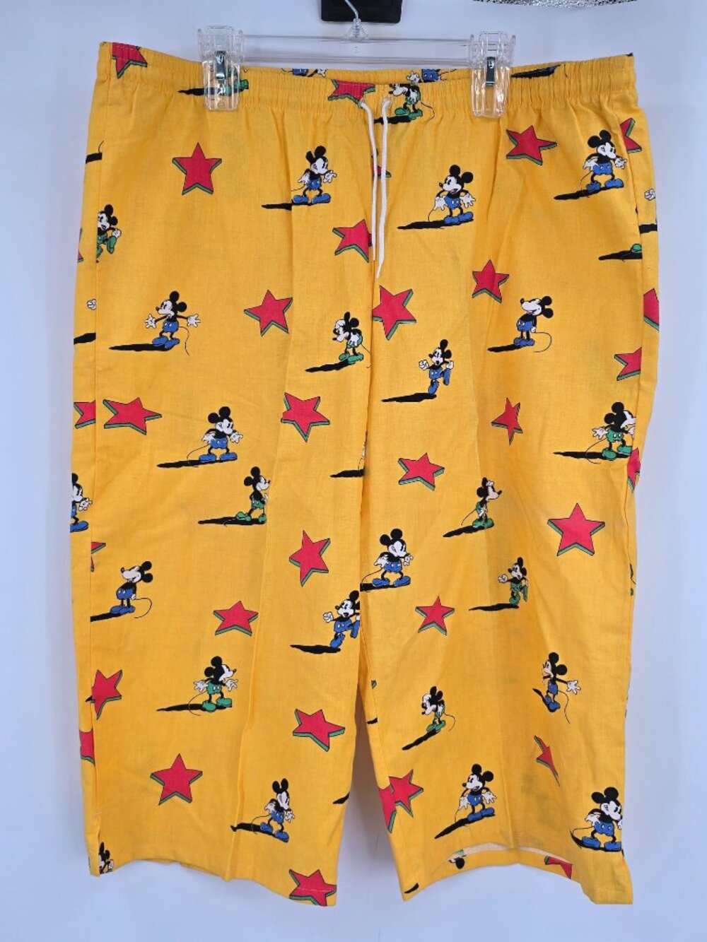 Vintage Disney Mickey & Co Large Yellow Red Star Print Drawstring Shorts